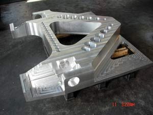Schwingenaufnahme aus Aluminium